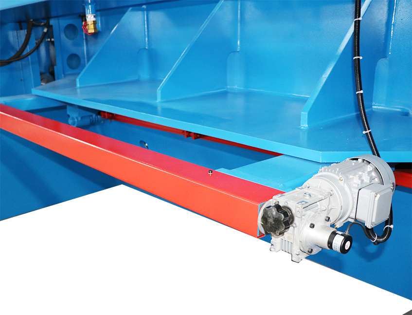 QC11Y-10x3200 Hydraulic Guillotine Shearing Machine